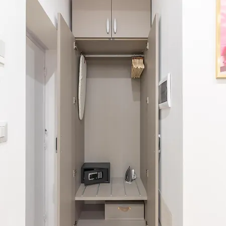Quarto em Acomodações Particulares Centro Storico - Stanza Con Wi-fi E Aria Condizionata